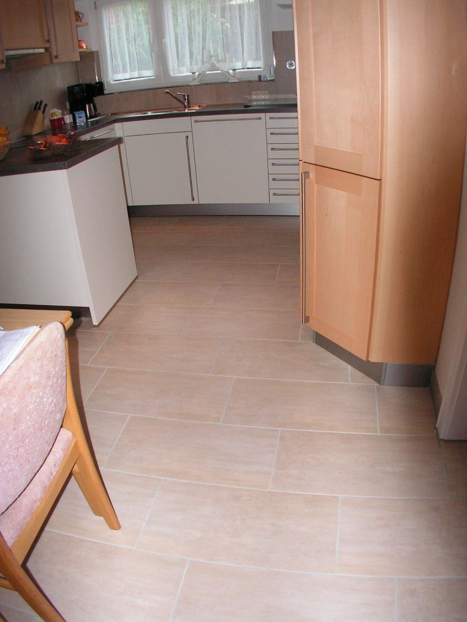 Fliesenarbeiten in einer Küche