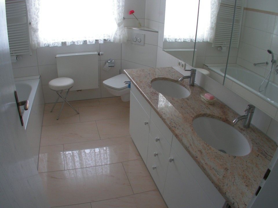 rosa-farbende Fliesen