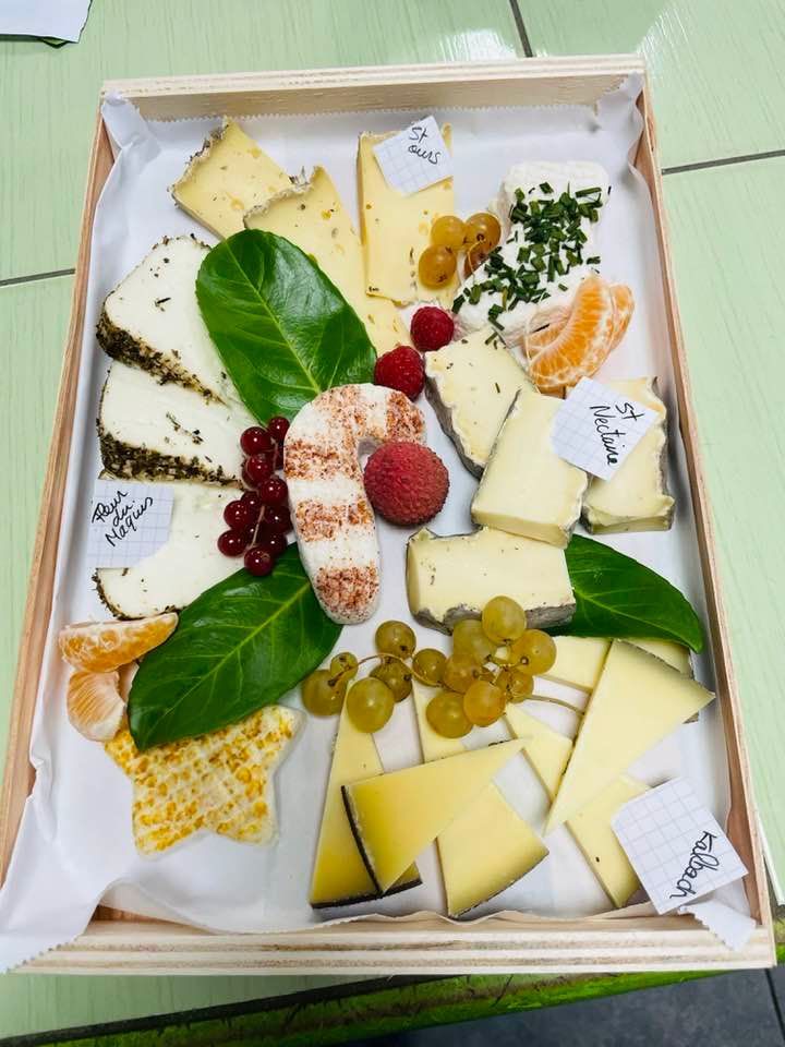 Plateau de fromage de Noël
