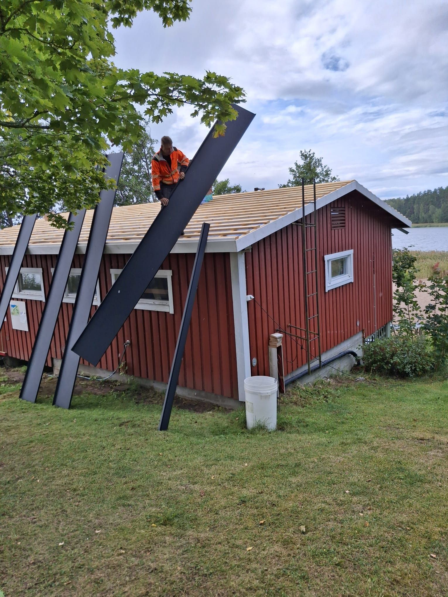 Ammattitaitoinen peltisepän palvelu Halikon ja Salon alueella.