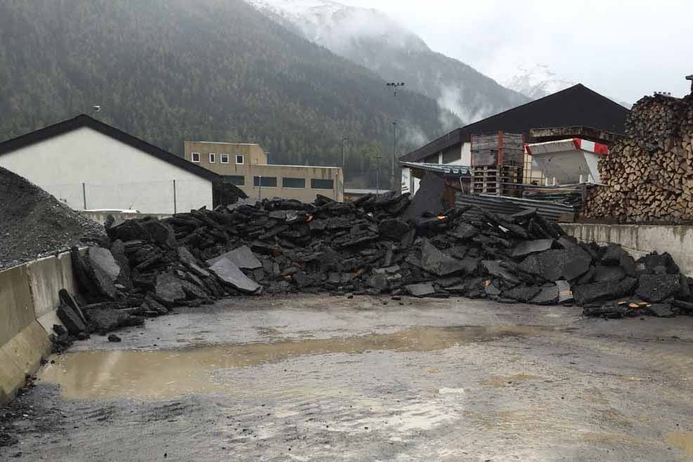 KariCello GmbH – Asphalt