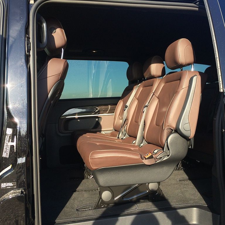 Grosstaxi - Ennetsee Taxi GmbH - Zug und Umgebung	