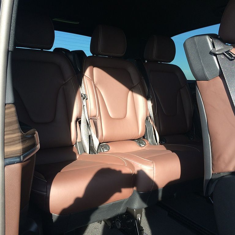 Grosstaxi - Ennetsee Taxi GmbH - Zug und Umgebung	