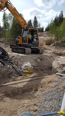 Kaivinkonepalvelu Saarenpudas Oy