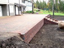 Kaivinkonepalvelu Saarenpudas Oy