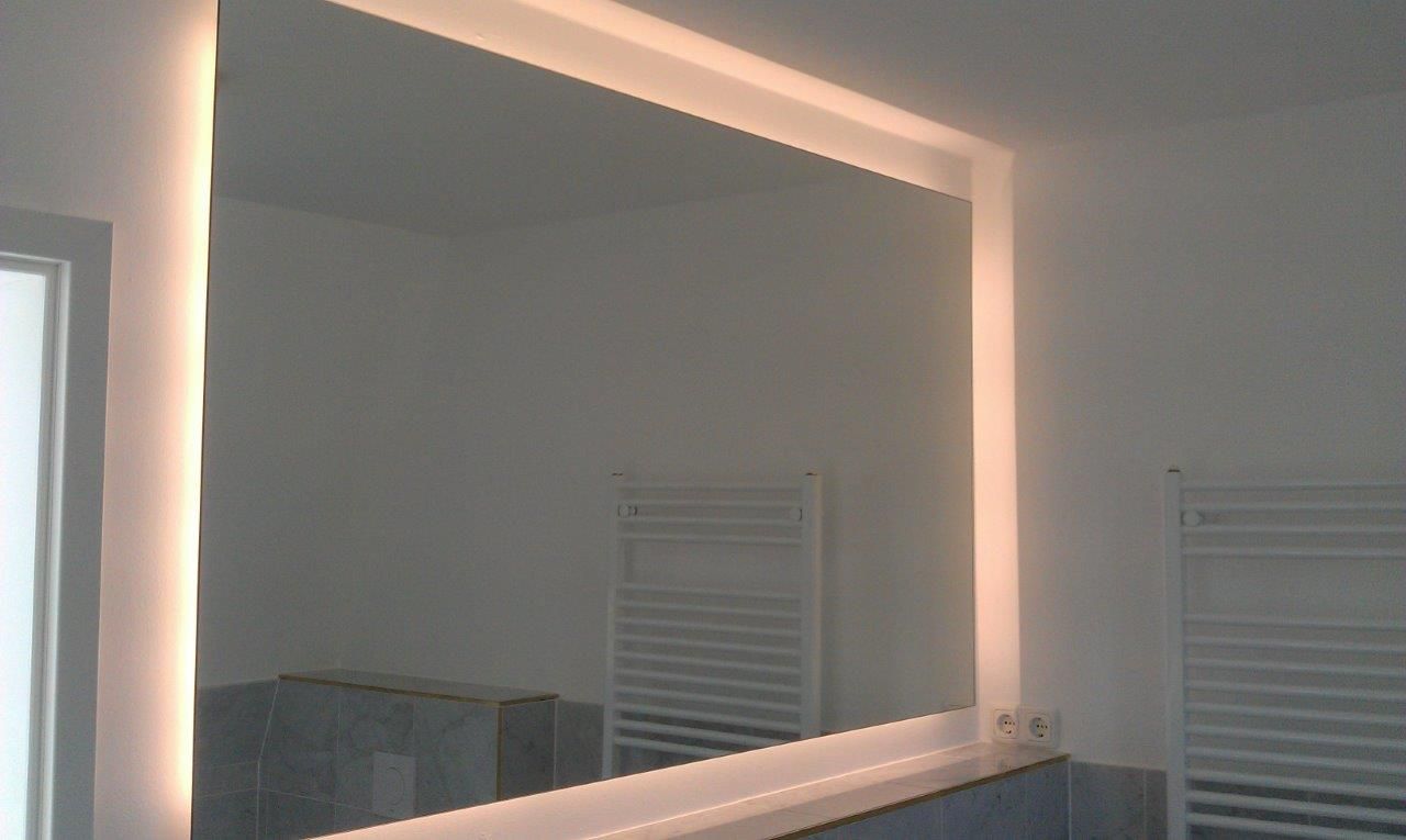 Badspiegel mit LED Hinterleuchtung in Michendorf, Golfclub Seddiner See