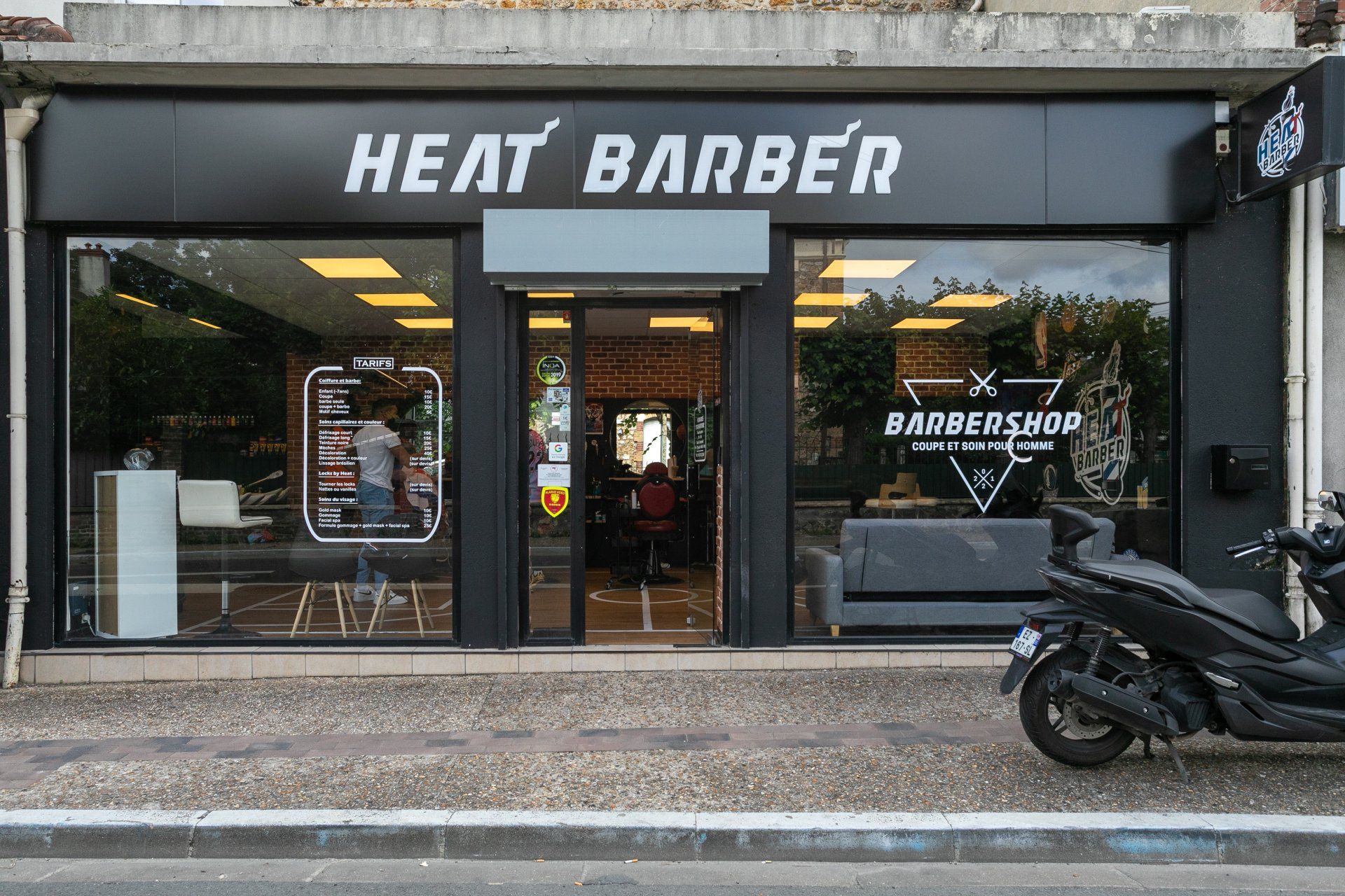 Devanture de notre salon de coiffure