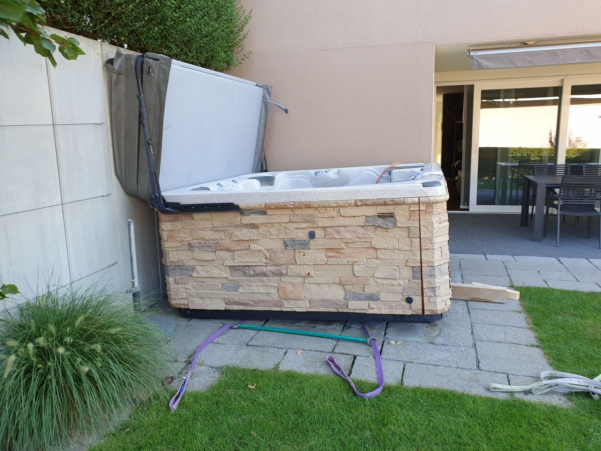 HAKA-Spa Whirlpool-Service