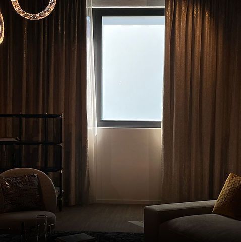 Finestre tecnologiche per showroom - Media Alps