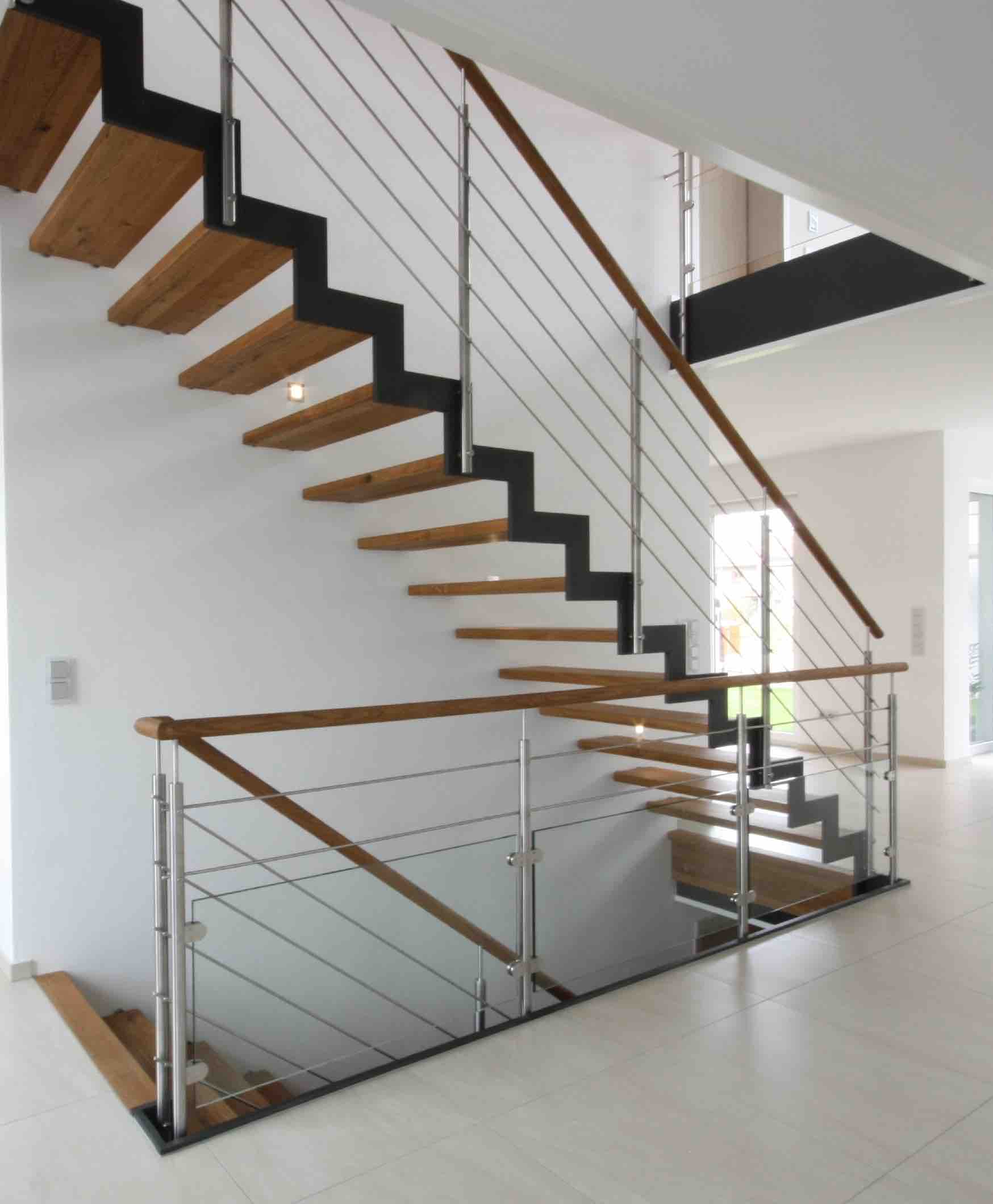 escalier limon gauche haut