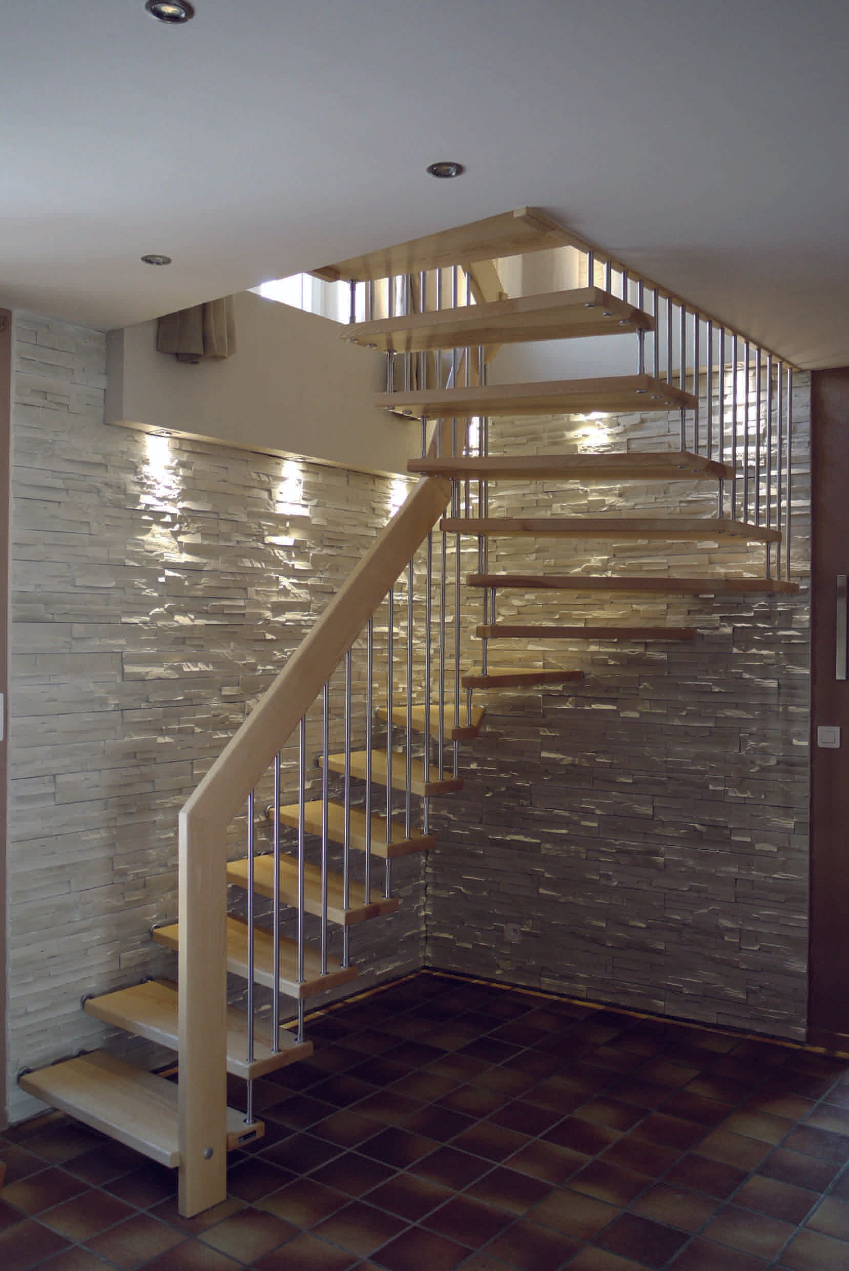 escaliers effet profil haut eclaire