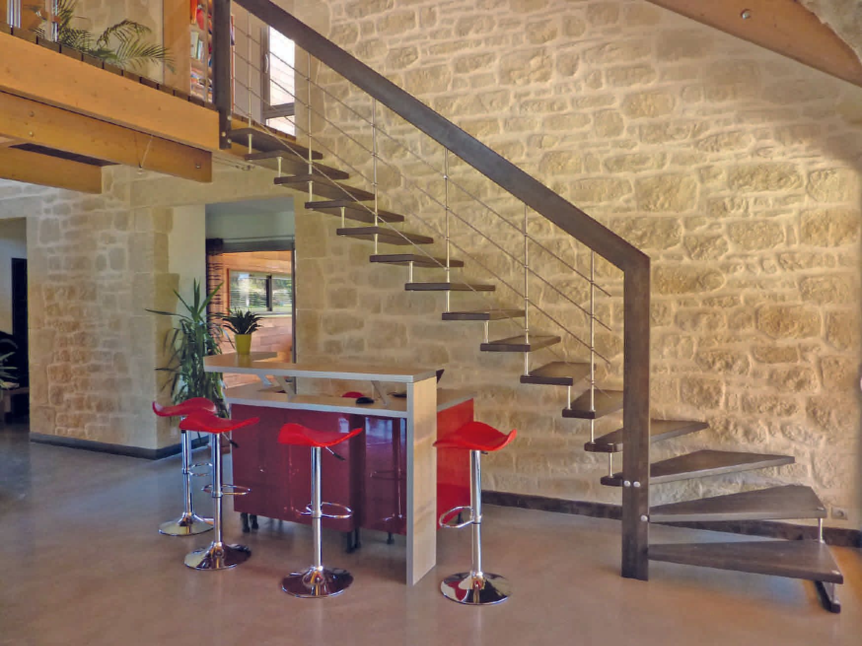 escaliers effet gauche gris