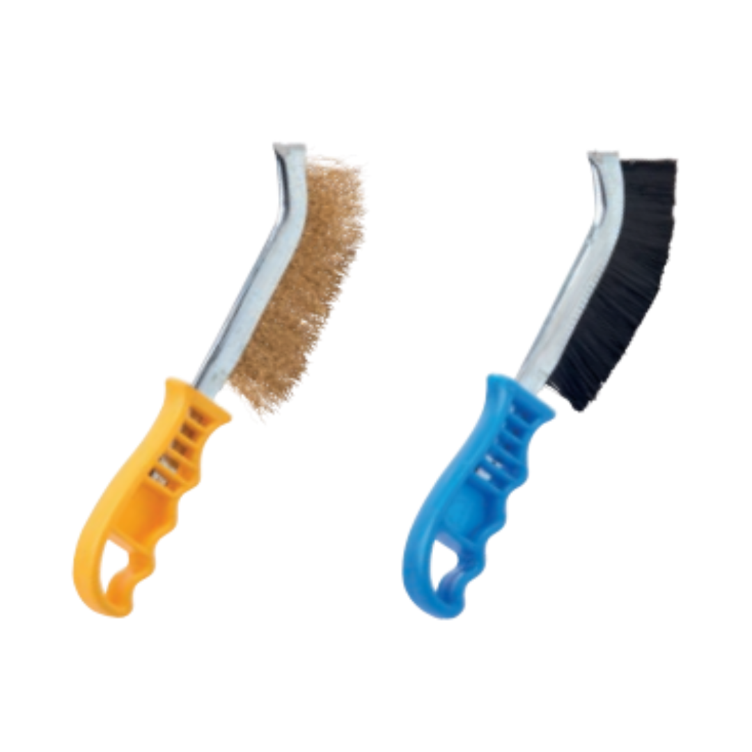 Des brosses à main métalliques