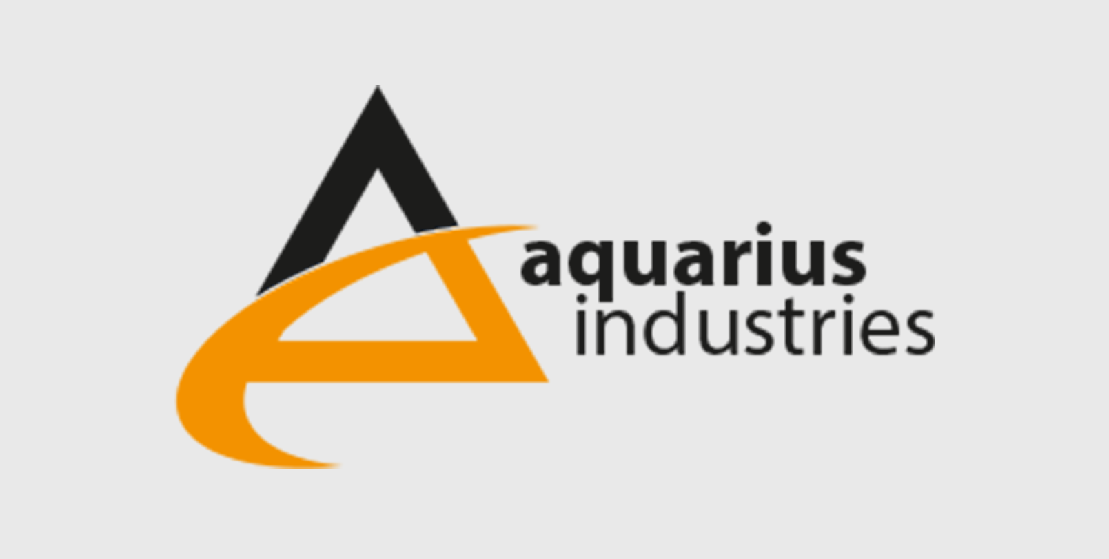 Aquarius-Industries-Logo mit stilisiertem schwarzem und orangefarbenem „A“ auf hellem Hintergrund