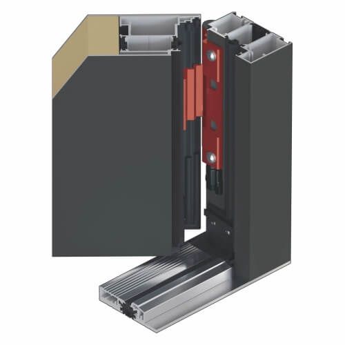 Schnittansicht einer schwarzen Aluminium-Türrahmenkonstruktion, auf der ein rotes Bauteil und das Türblatt sichtbar sind.