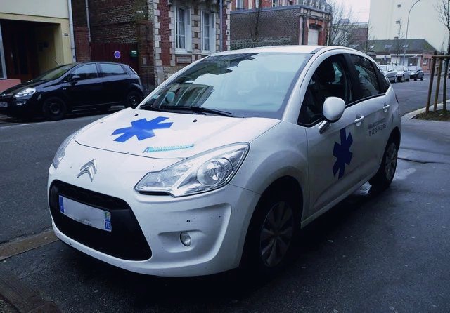 Un VSL de la société Ambulance Assistance et Taxi Duegain