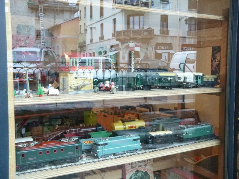 Achat et vente de jeux anciens - Modélisme ferroviaire à Chambéry