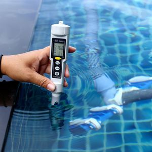 Mesure du pH de l'eau d'une piscine