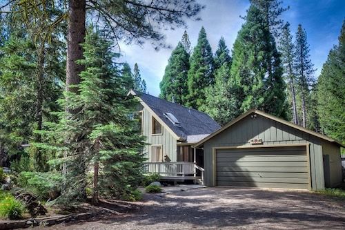 These homes are clost to downtown Graeagle, CA