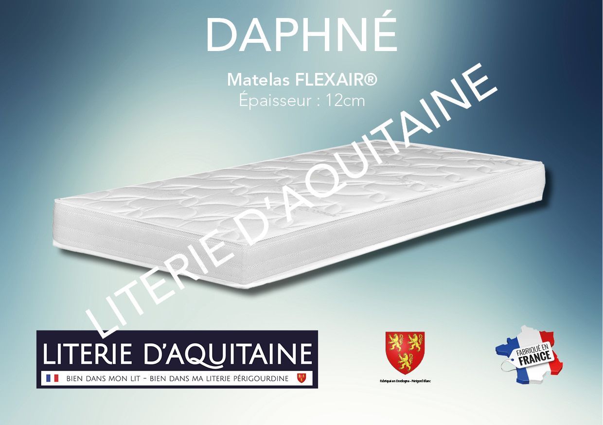 Corpulence du dormeur pour un couchage quotidien ou occasionnel : bébé de moins de 30kg
Matelas mousse polyuréthane
Ép.12cm
Noyau 9cm 20kg/m3
2 Faces de couchage
Double plateaux piqués ouate de 100gr/m² + 5mm mousse de confort
Coutil viscose de bamboo
Coutil norme 100 - Oeko-Tex
Accueil ferme* - Soutien ferme*