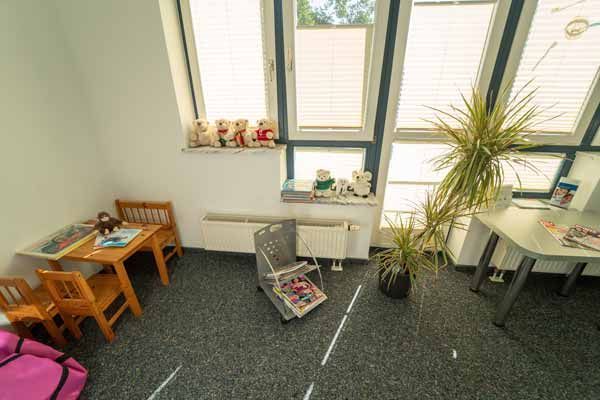 Zahnarztpraxis Matthias Frieß Wartezimmer