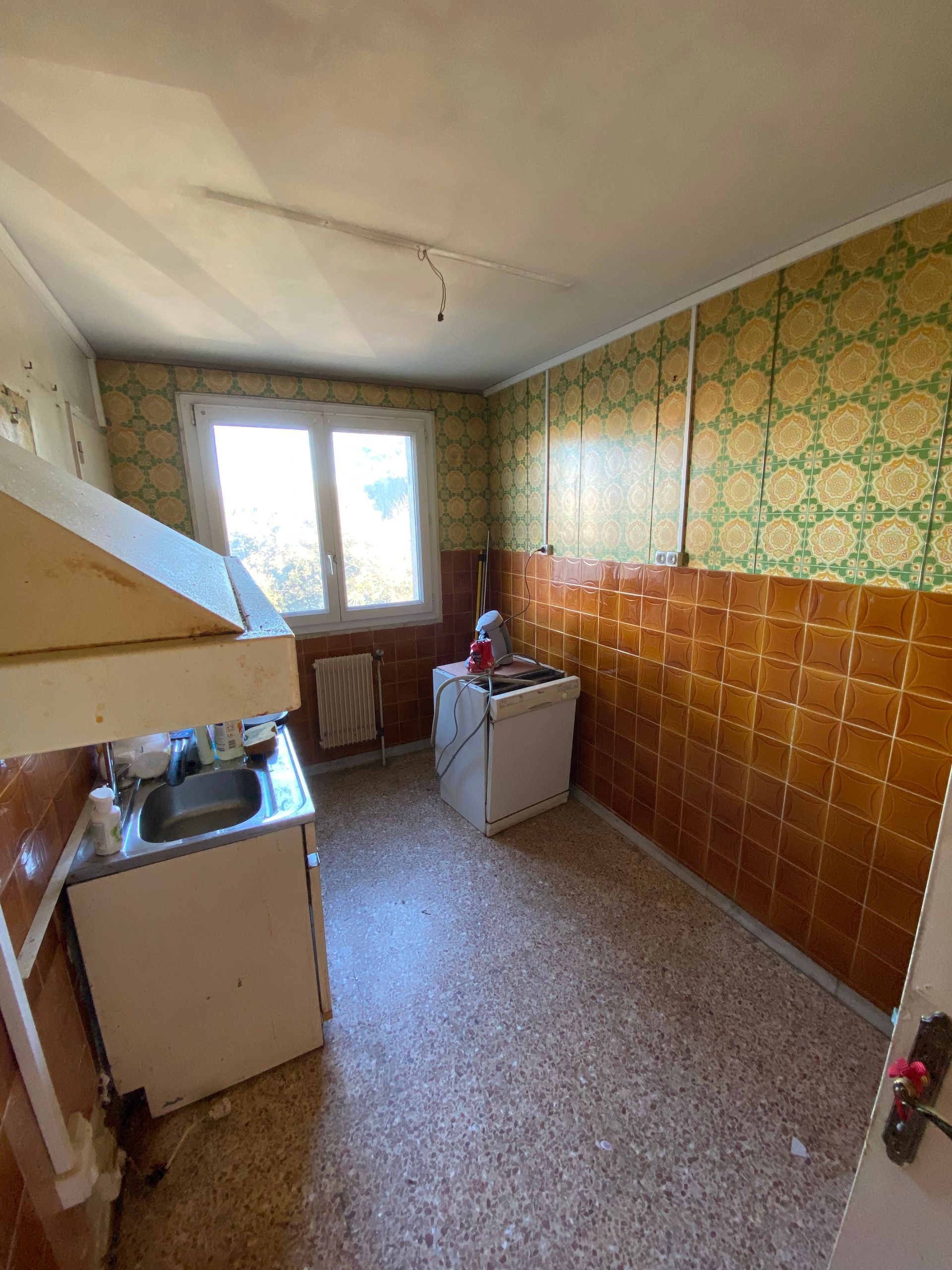 Cuisine ancienne à rénover