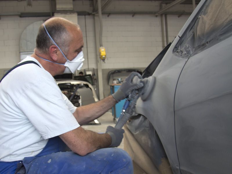 Johannes Neu GmbH Auto in grau