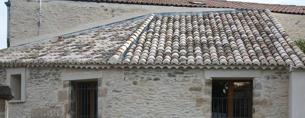 Toit en tuile authentique