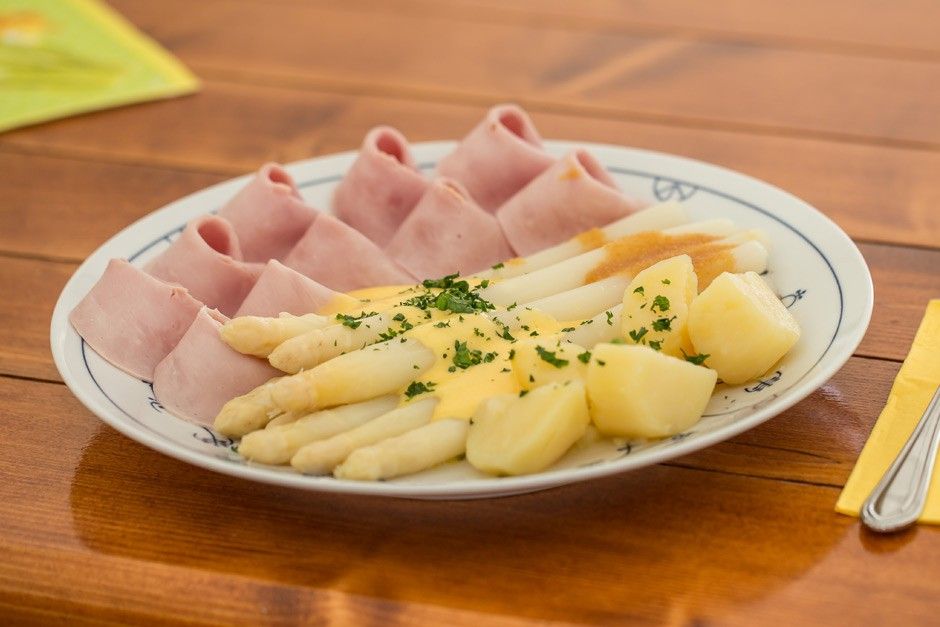 Spargel mit Kartoffeln