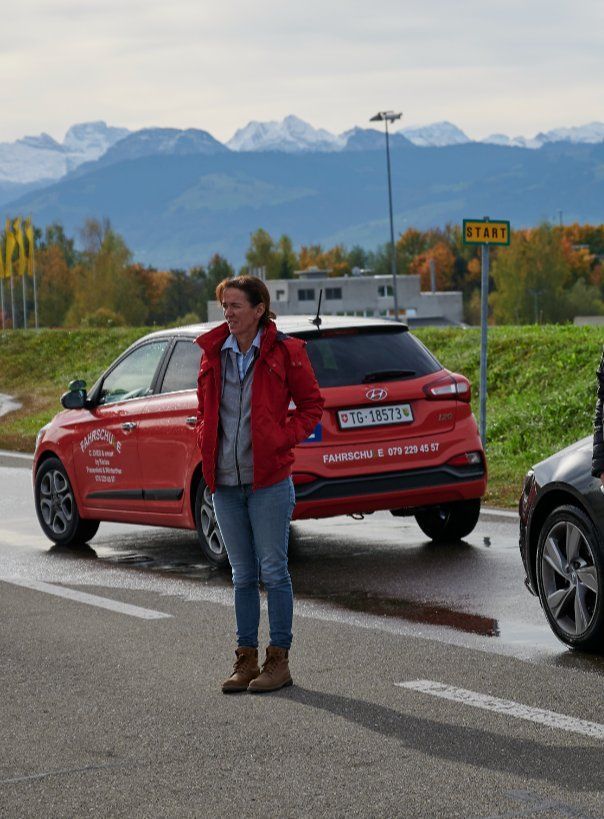 FAHRSCHULE
CLEVER & smart
by Karisa