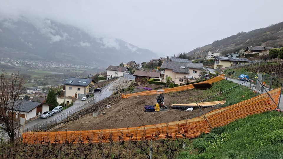 MC Construction Sàrl - Aménagement extérieur - terrassement - goudronnage - dallage - paysagisme