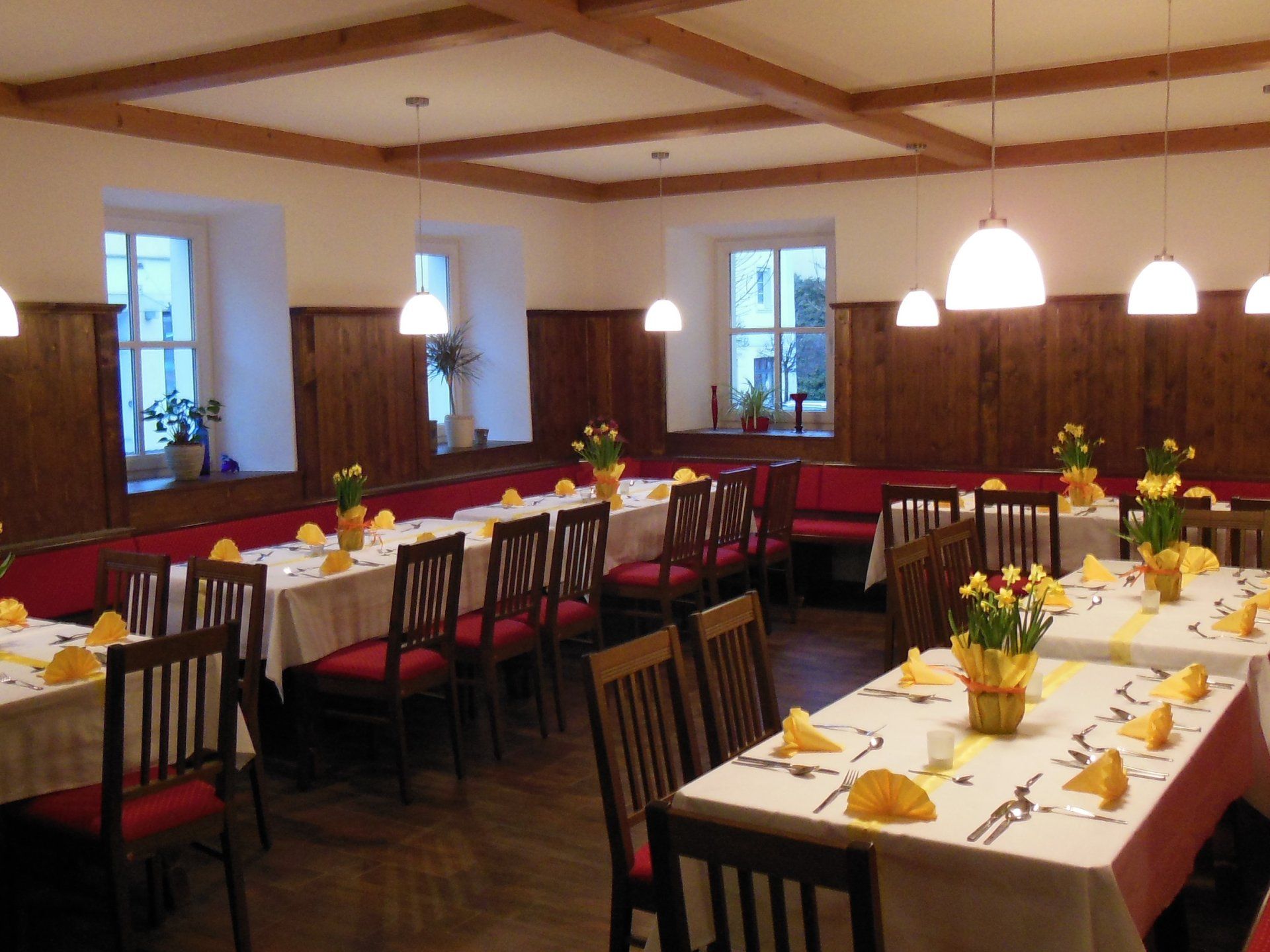 Essbereich beim Gasthof Zum Schwoarzn