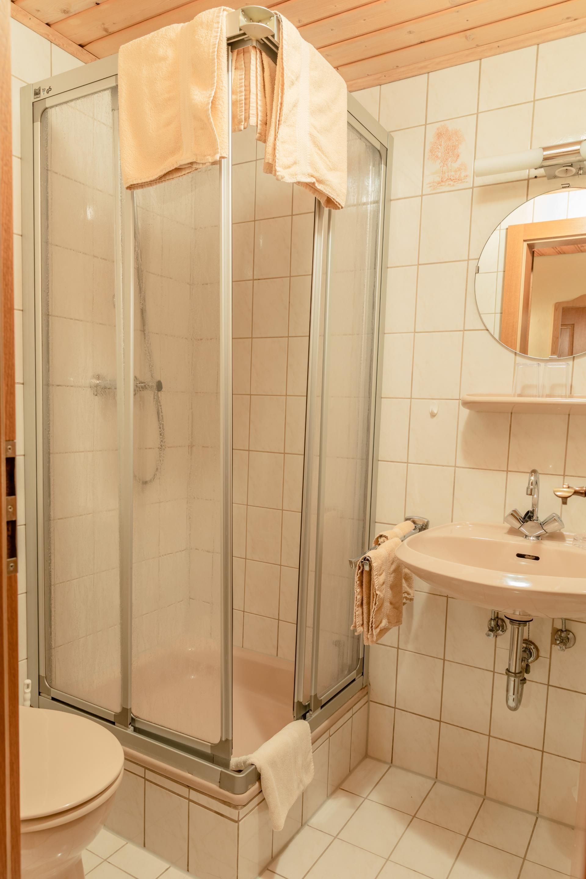 Eine Dusche im Gasthof Müller