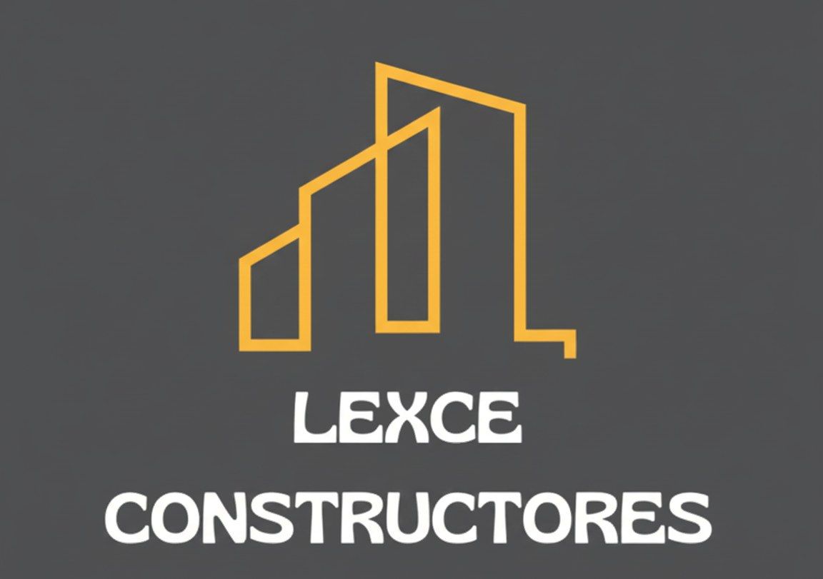 Logotipo para LEXCE Constructores, contorno de edificio dorado, fondo gris oscuro.