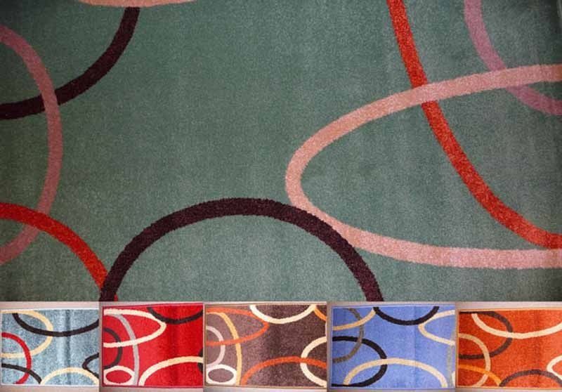 Una alfombra colorida con círculos y líneas.