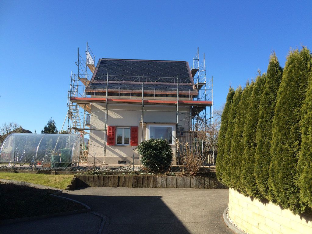 Solar-Dachsanierung | Familie Buess | Aarwangen
