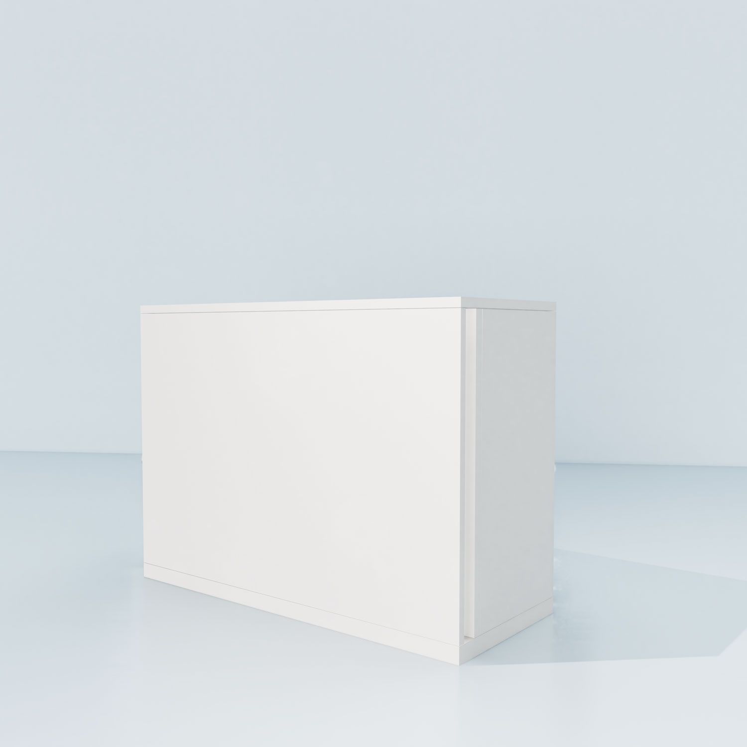 Weißer, rechteckiger Schrank auf einer reflektierenden, hellblauen Oberfläche.