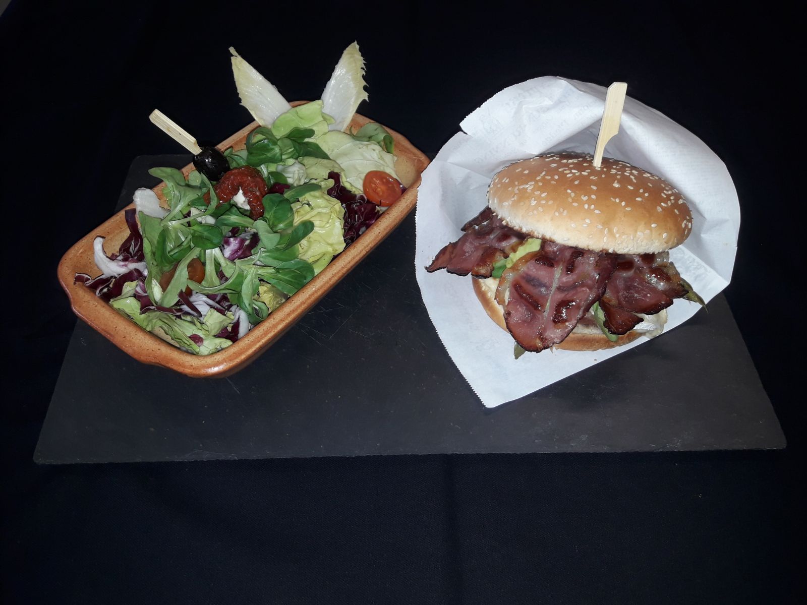 Hamburger - Gasthof Sonne - Niederbuchsiten