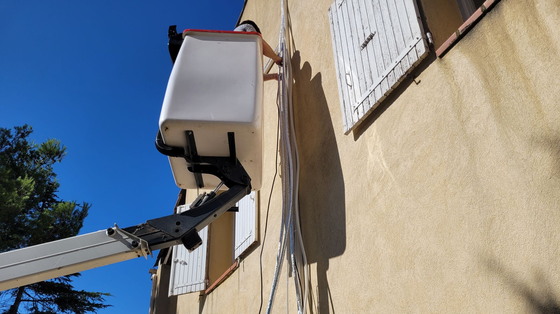 Navette pour la pose d'une pompe à chaleur