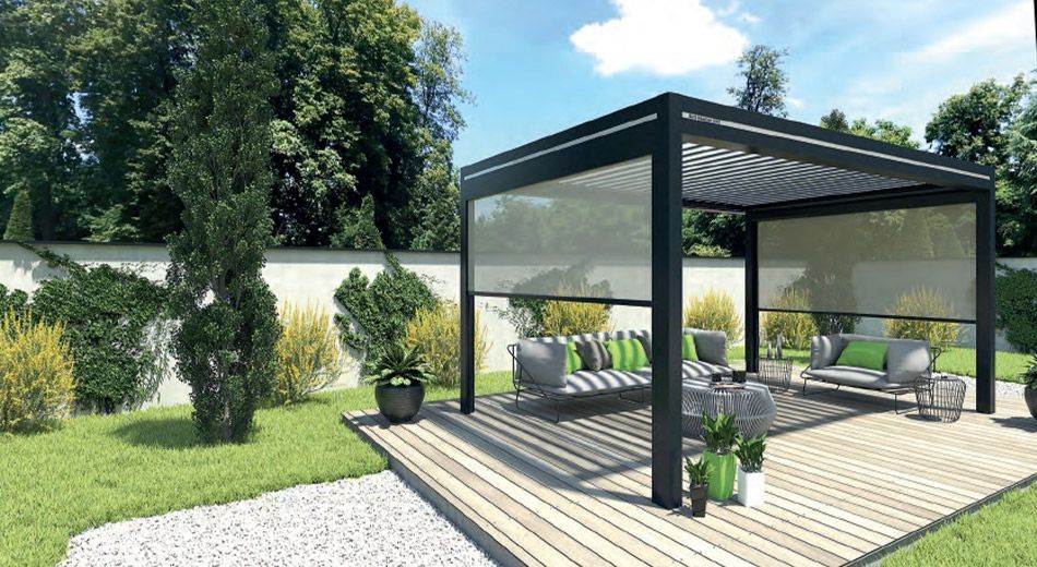 Terrasse de maison avec une pergola bioclimatique