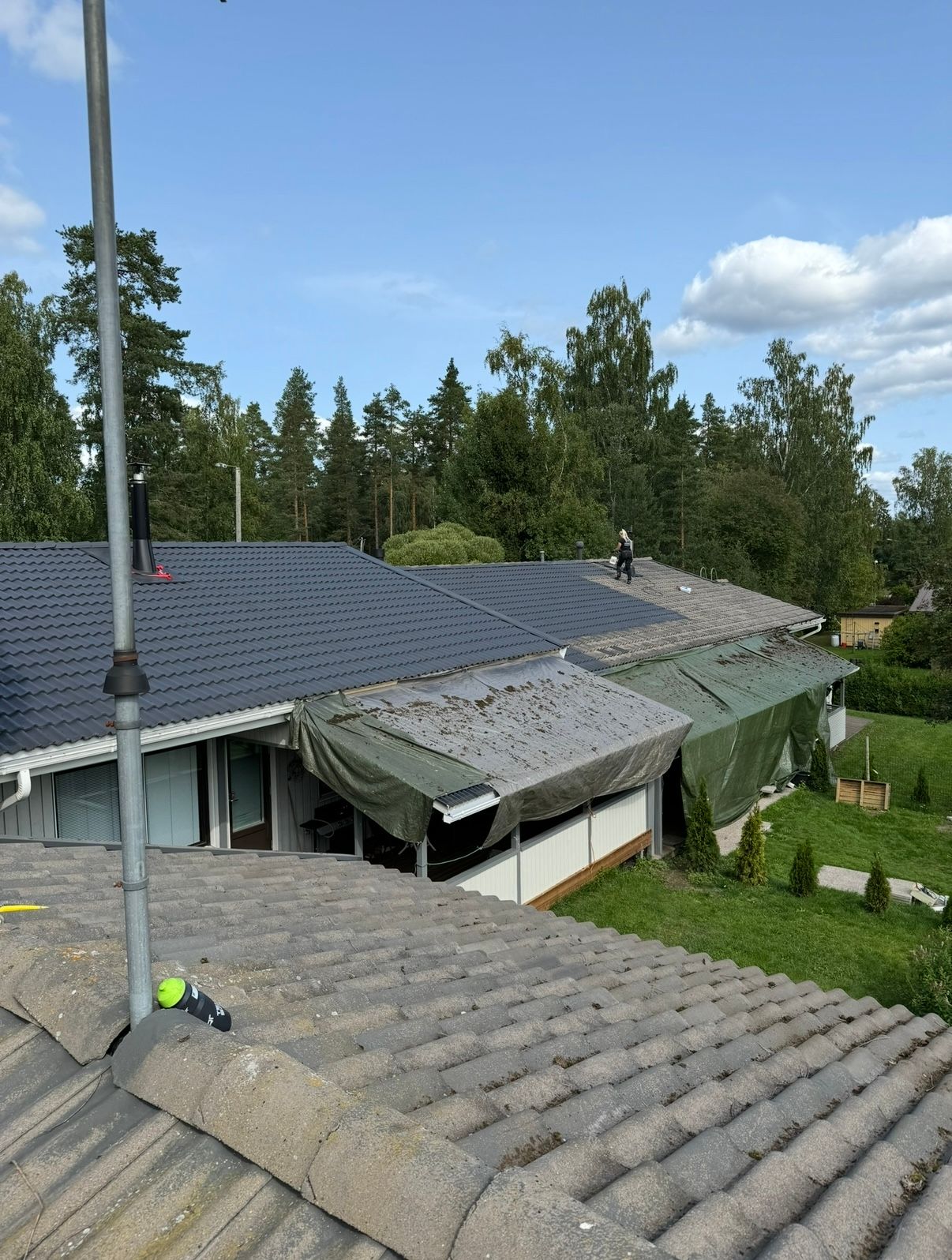 Katon kunnostus pesu ja pinnoitus ammattitaidolla säänkestäväksi