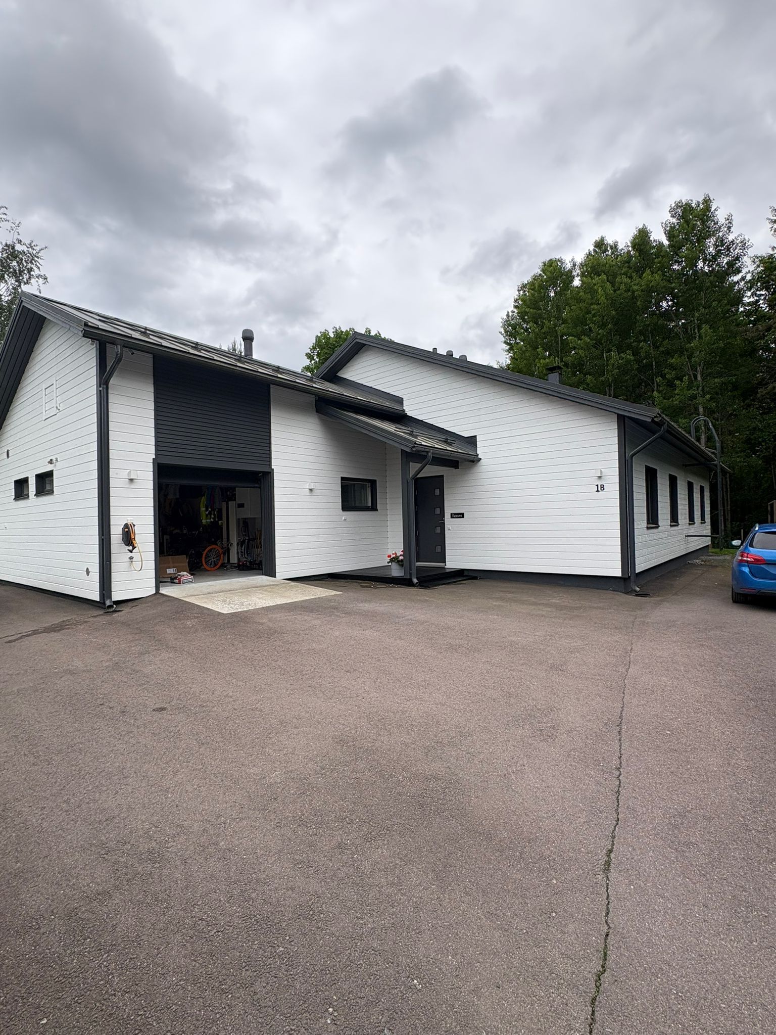 Maalauspalvelu.fi - Pirkanmaan luotettavin maalausporukka.