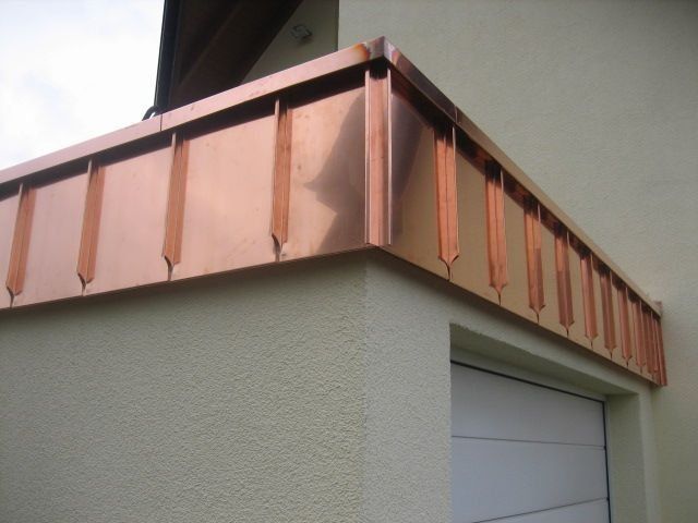 Metalleinfassung in Kupfer