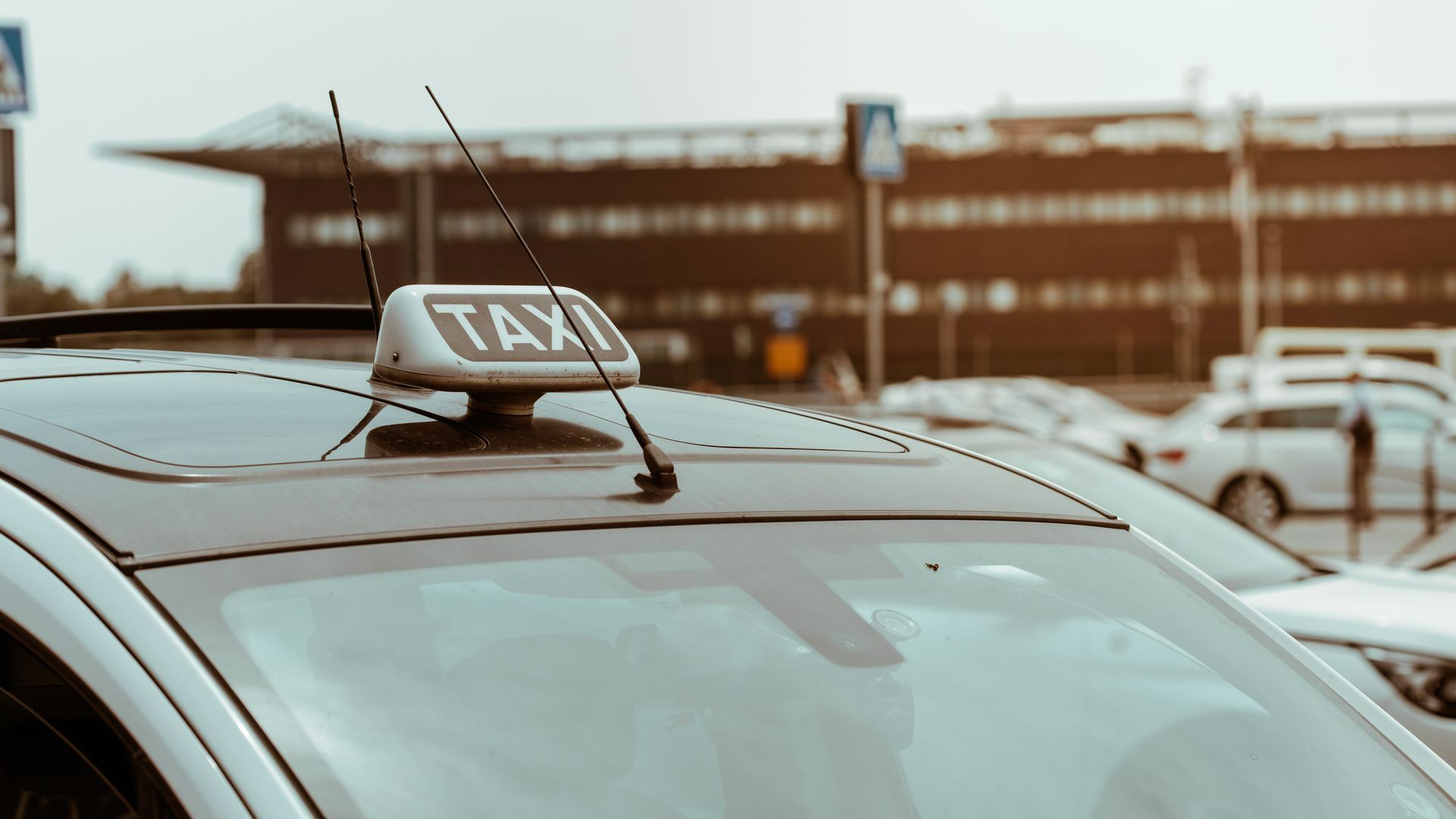 Le dessus d'une voiture de taxi