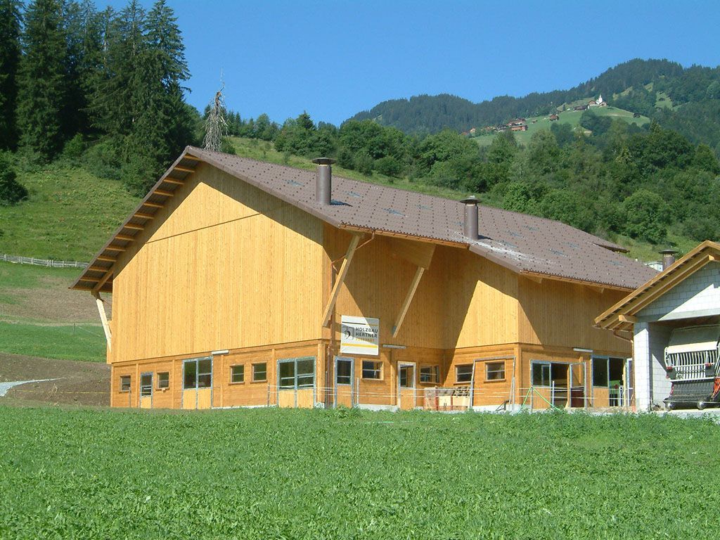 Stallneubau Feilis Pragg-Jenaz