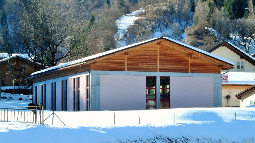 Einstellhalle Pragg-Jenaz