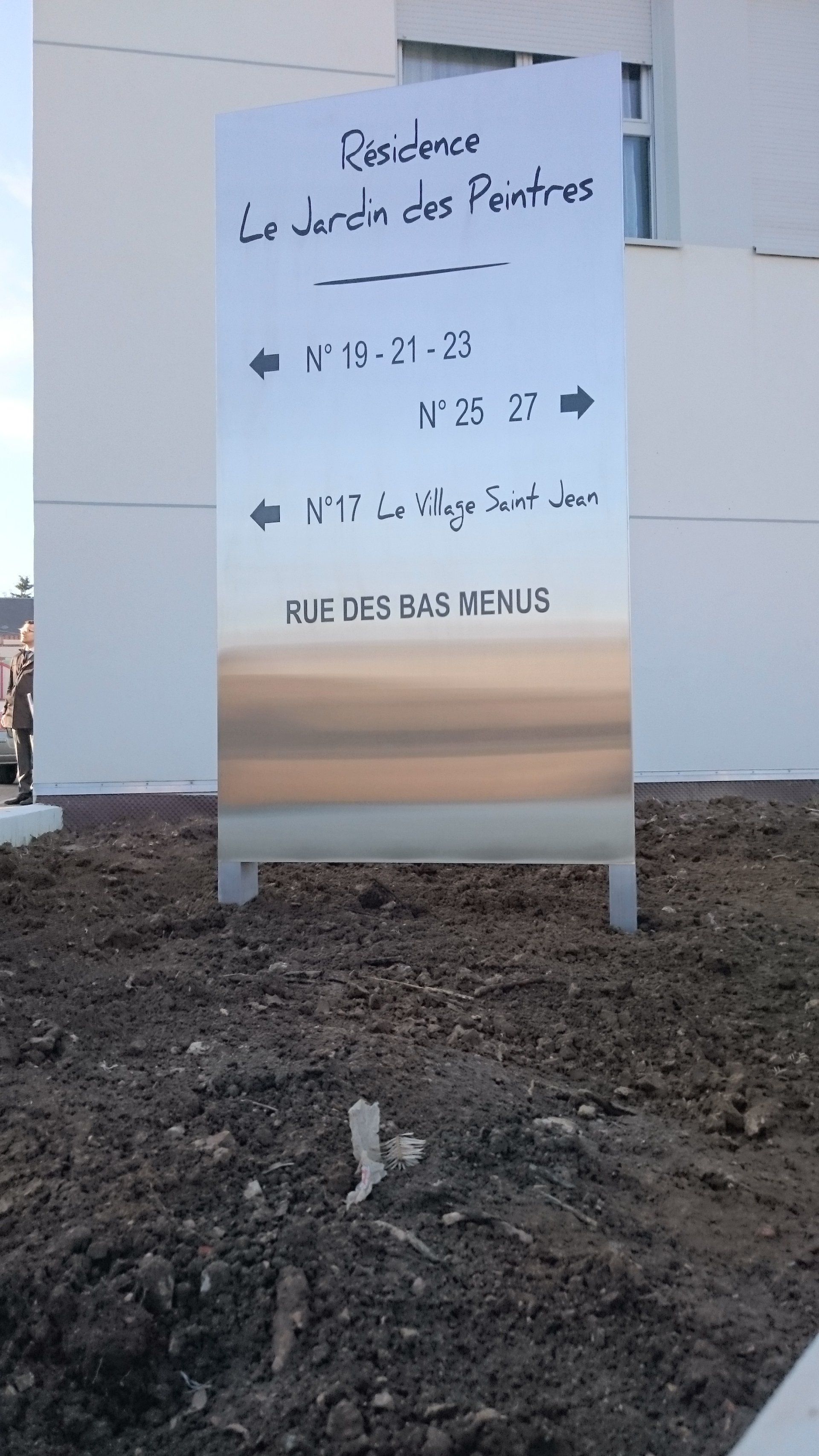 Plaques et panneaux publicitaires