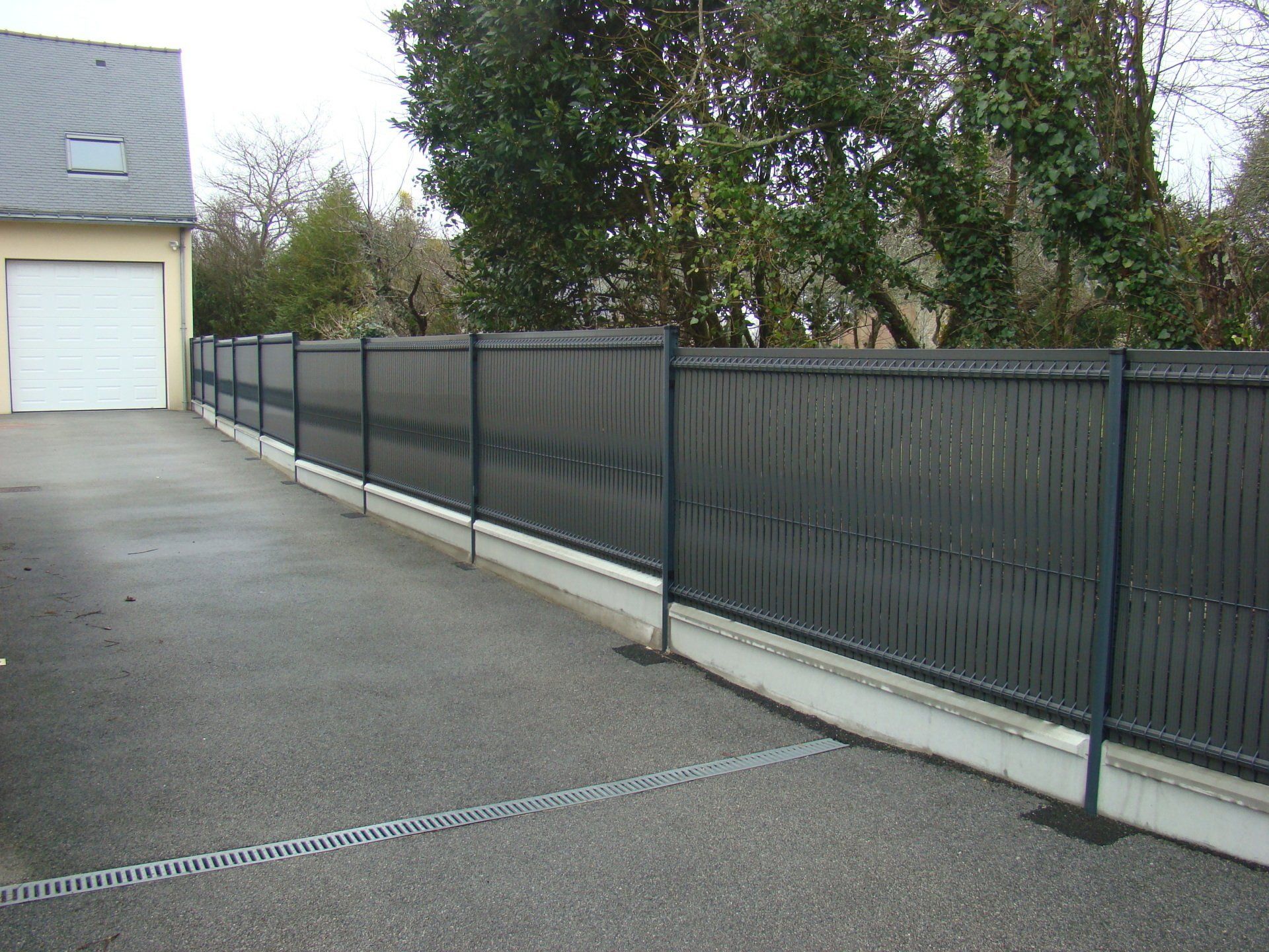 Grillage rigide plaque béton