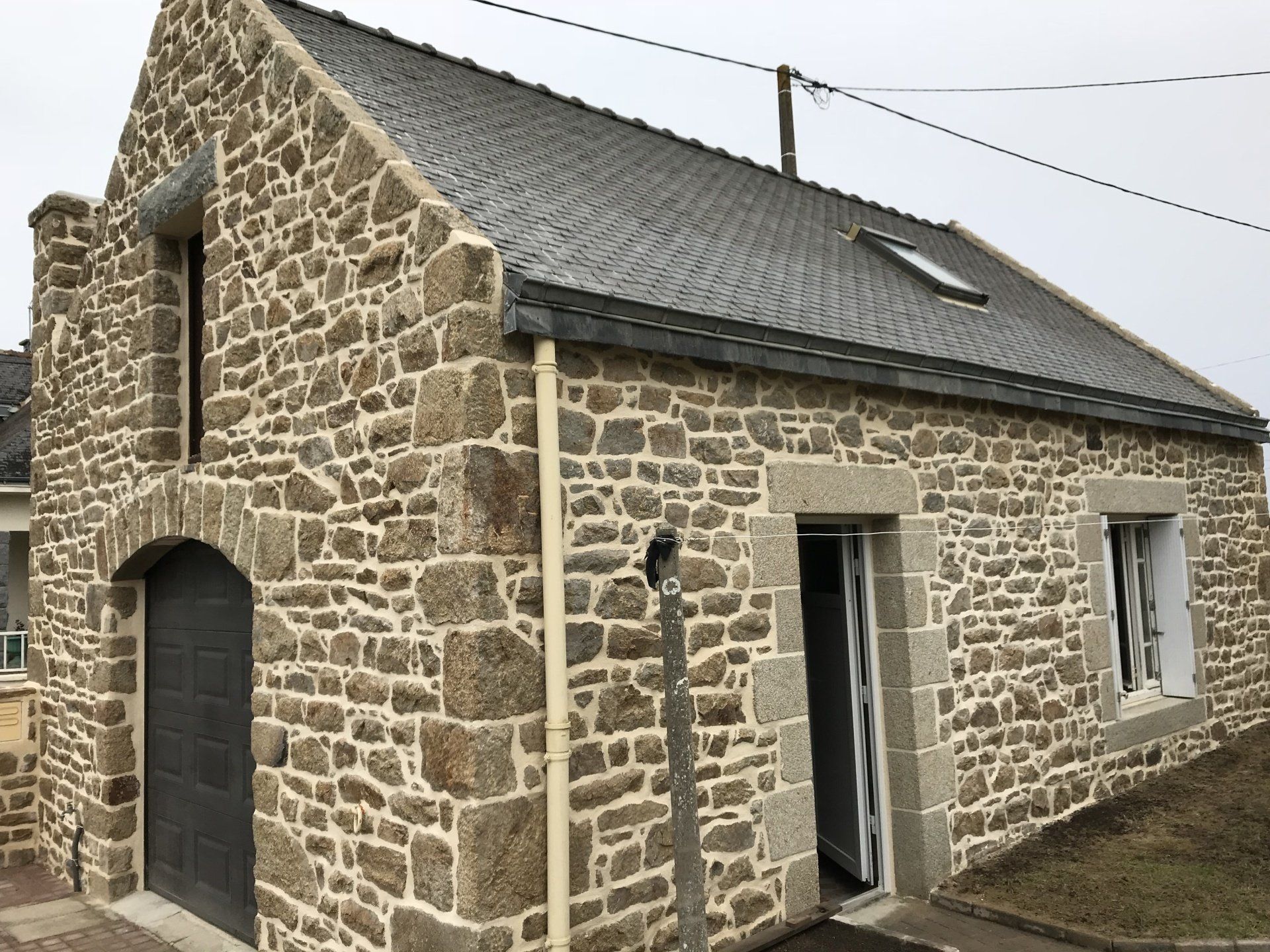 Maison en pierres apparentes