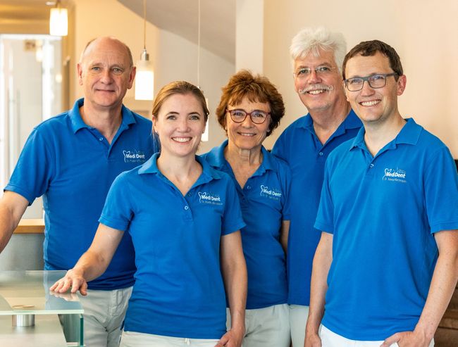 Ärzte-Team der Zahnarztpraxis MediDent im Turm in Ingolstadt